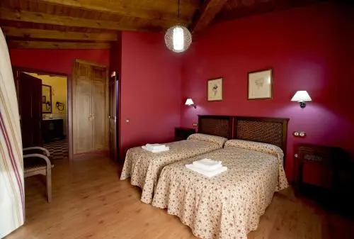 Casa Rural Arbequina - Naturaleza y Calma en el Valle del Ambroz