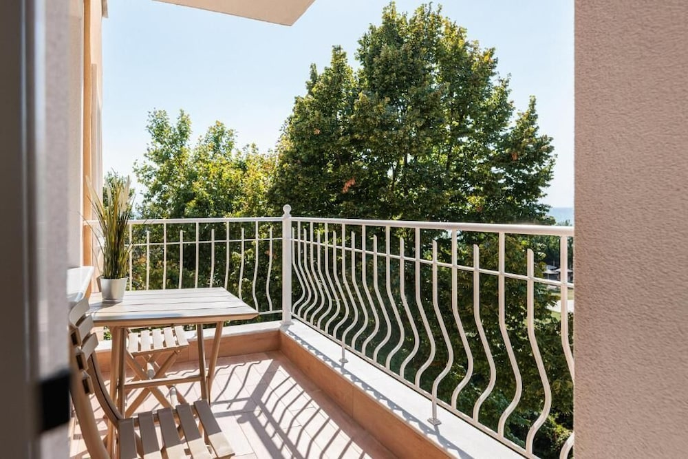 KYMA STAY - Beachfront apartments