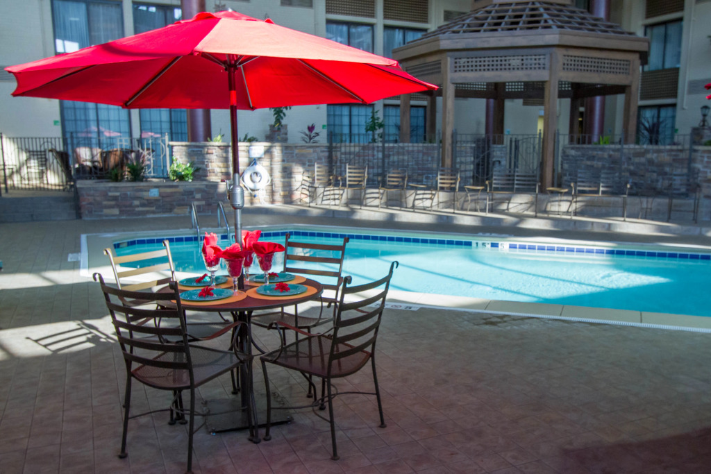 Holiday Inn Bloomington Airport South Mall Area by IHG