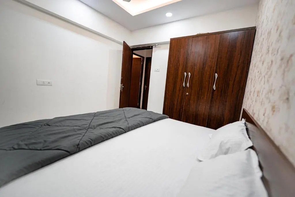 16th Floor 2BHK Fully Furnished Service Apartment