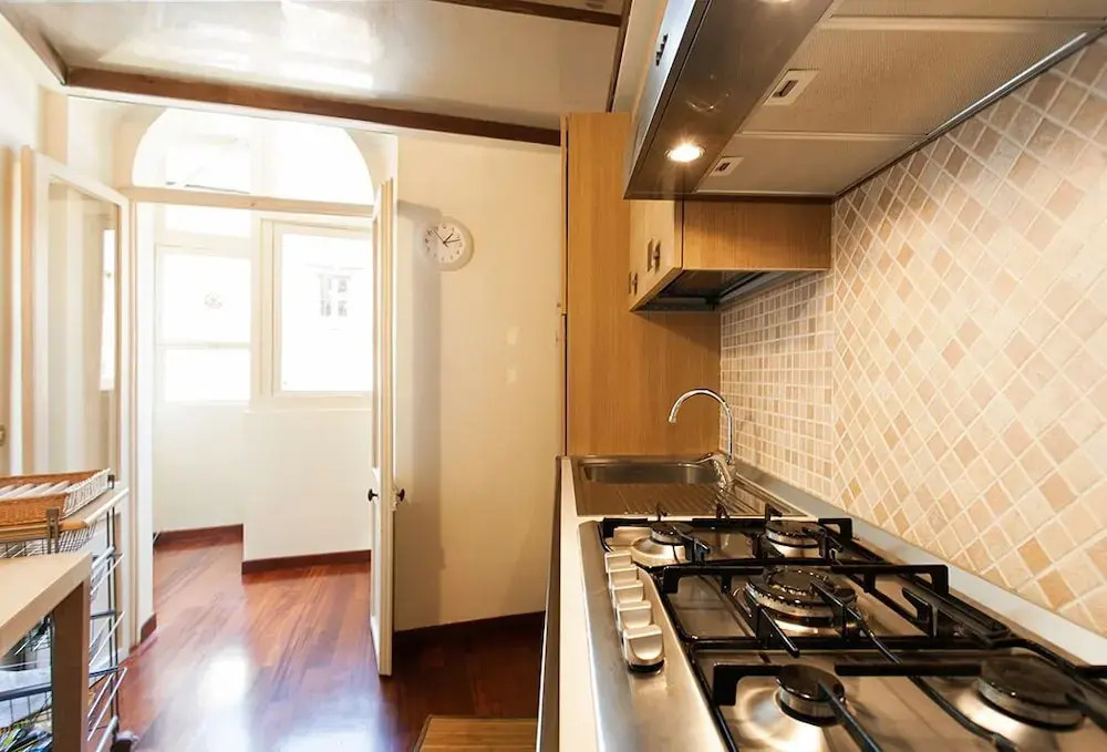 Clock Terrace House - FromHometoRome
