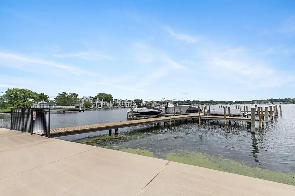 Saugatuck Harbor House