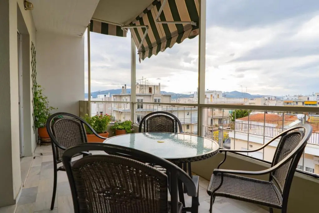 Casa Vestae, Comfortable 2BR Apartment