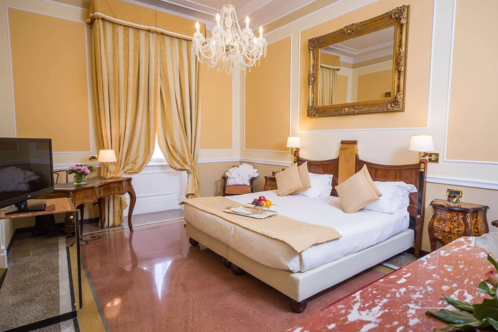 Hotel Bristol Palace