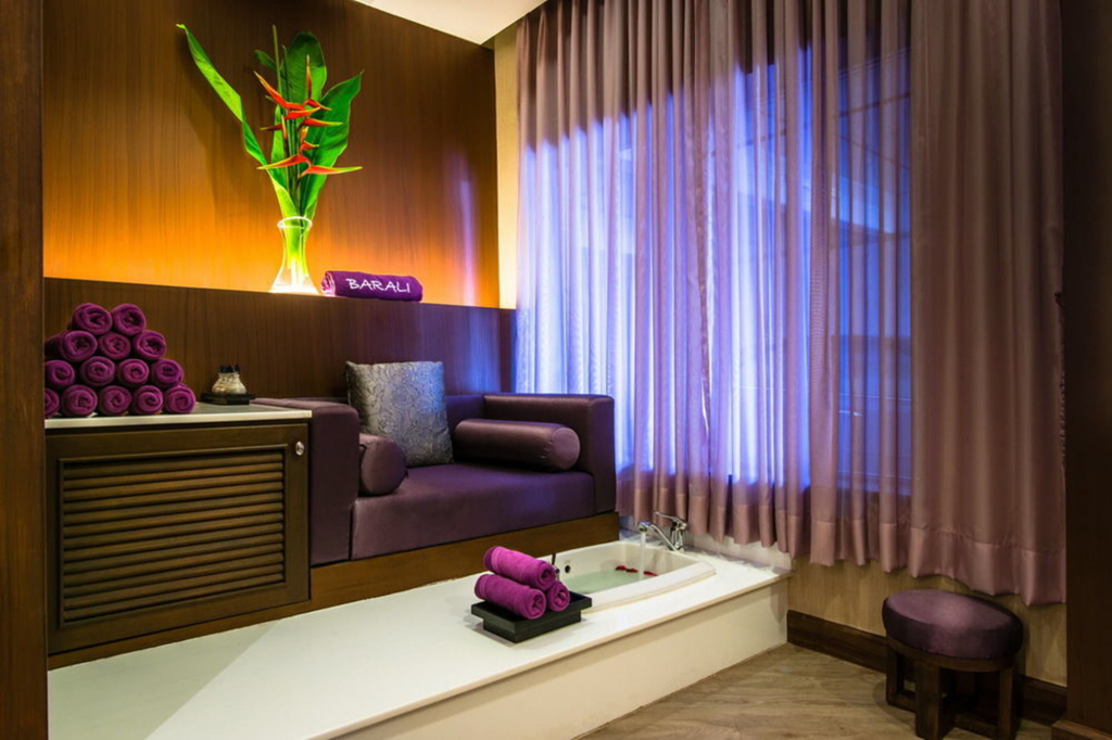 Sima Thani Hotel