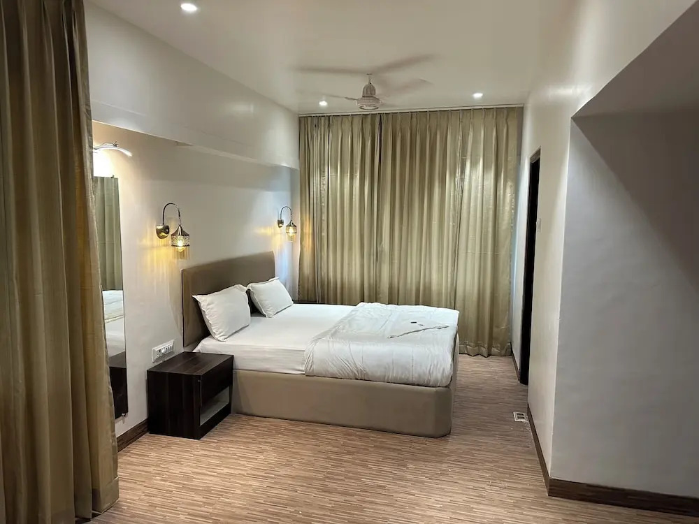 Hotel Imperial Palace Part 1