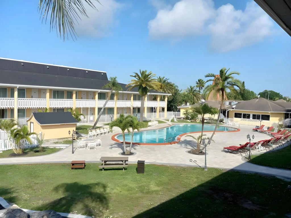Rodeway Inn Holiday FL