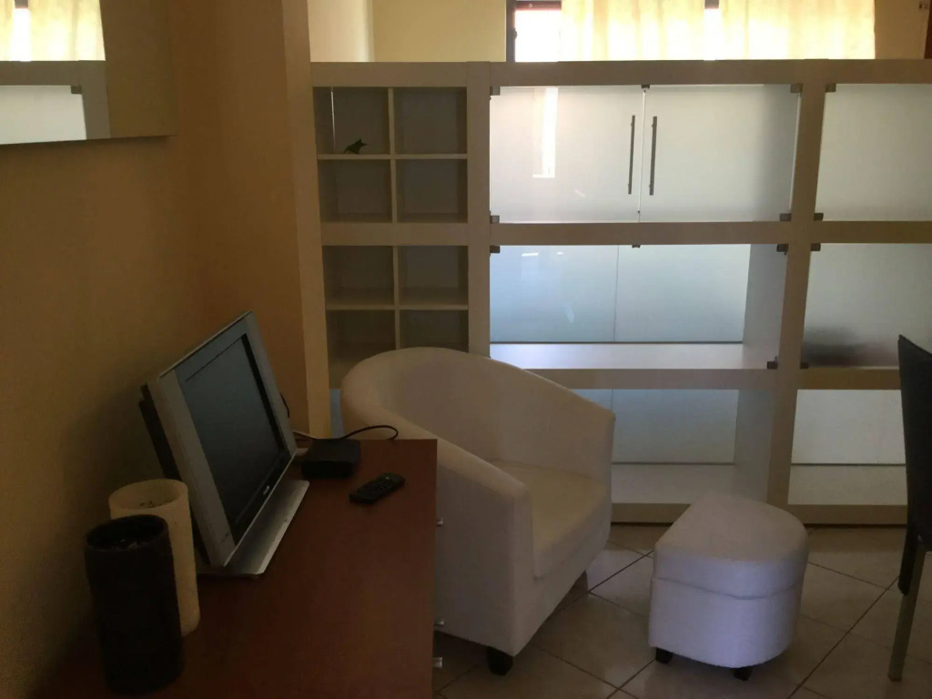 Esmeralda Apartment