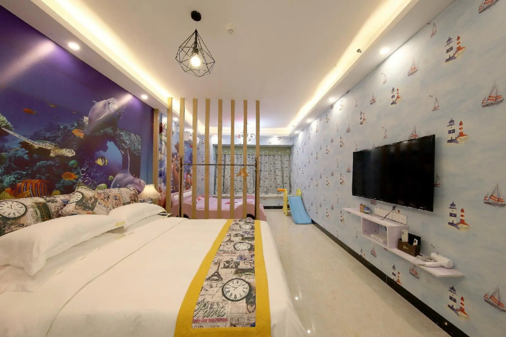 Chimelong LOVE Theme Apartment
