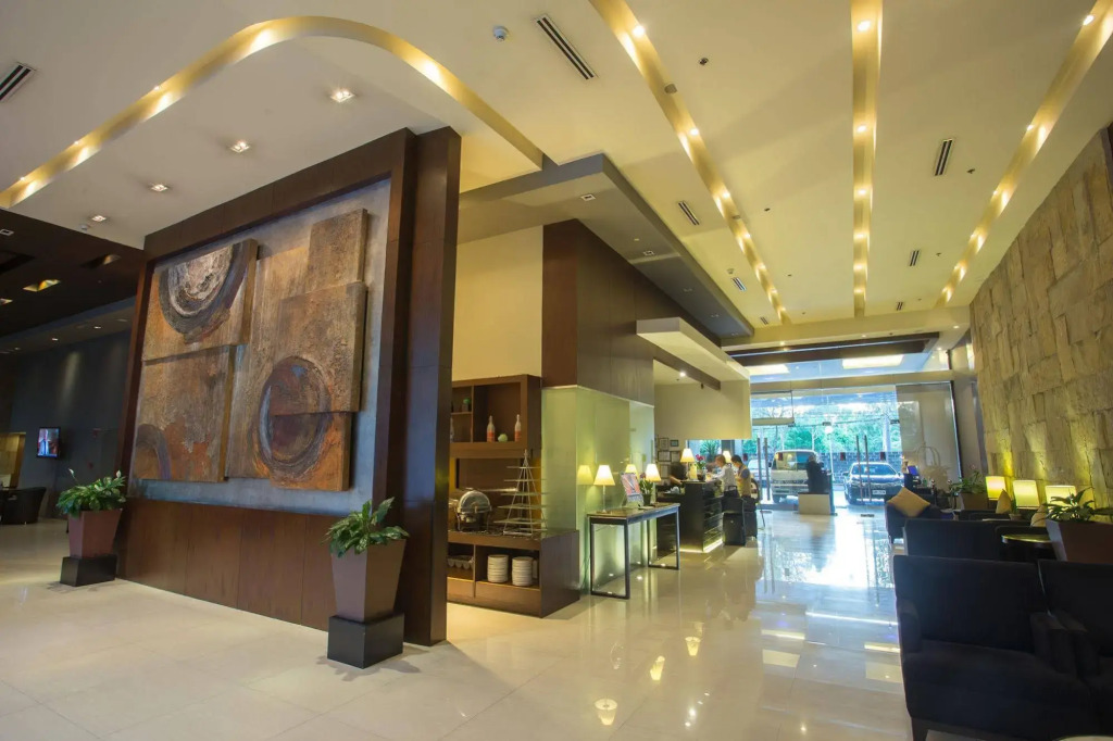 The B Hotel Alabang