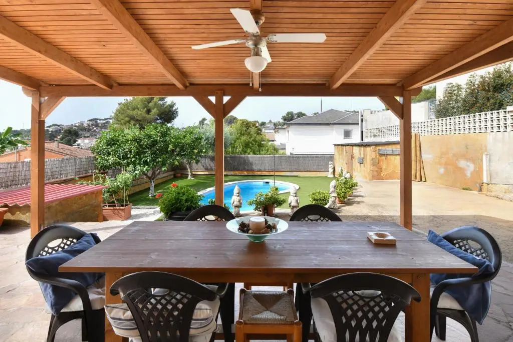 Agradable Casa Con Piscina A 5´Del Mar