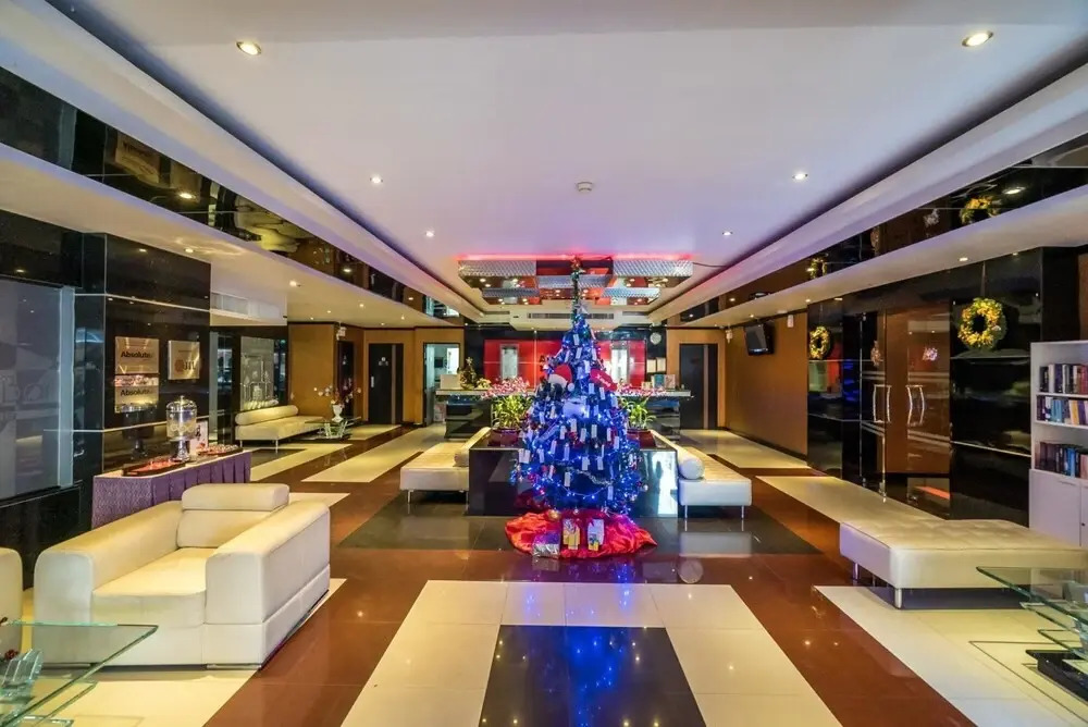 Absolute Bangla Suites Night Walking Street Rooftop Pool L-04