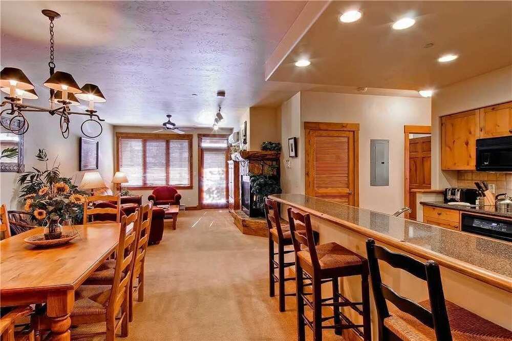 2204 Timberline Lodge, Trappeur's Crossing Apartment 2