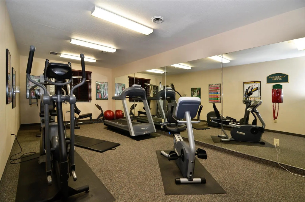 Best Western PLUS Sparta Trail Lodge