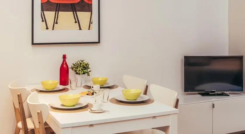 Contemporary Apartment in Nice