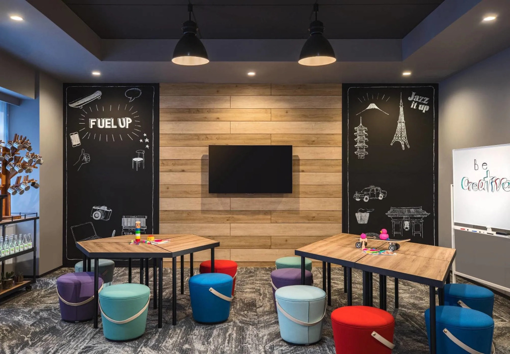 MOXY Tokyo Kinshicho