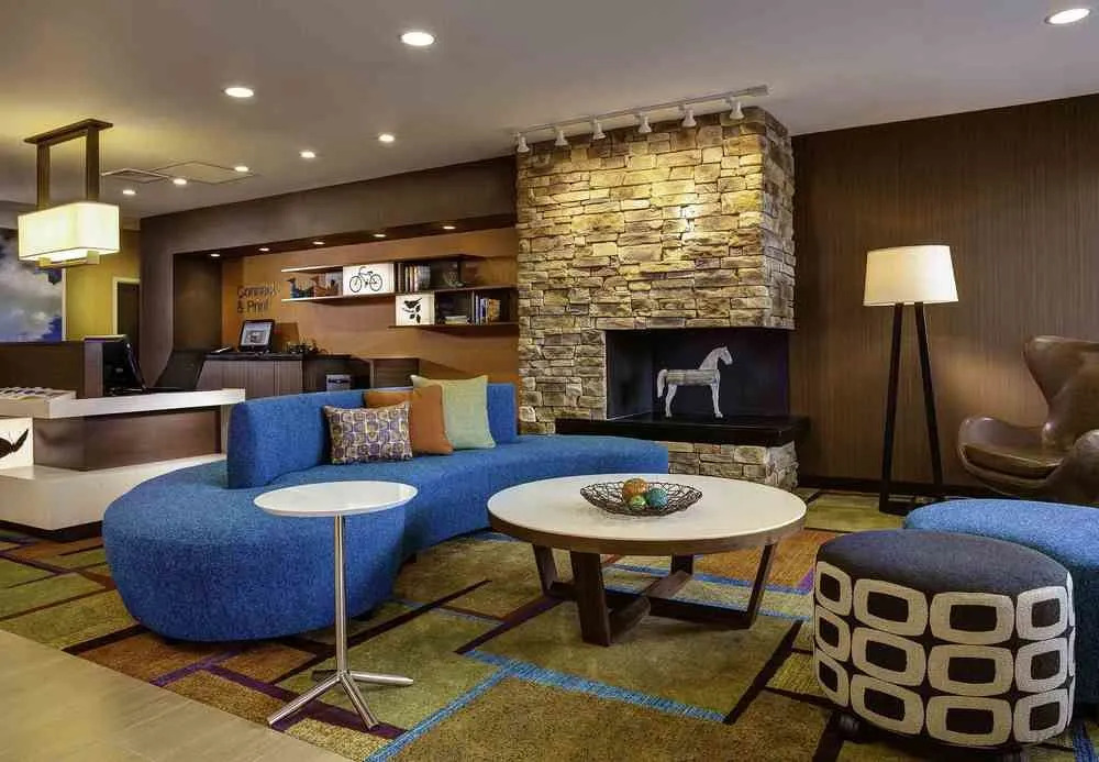 Fairfield Inn & Suites Lincoln Southeast