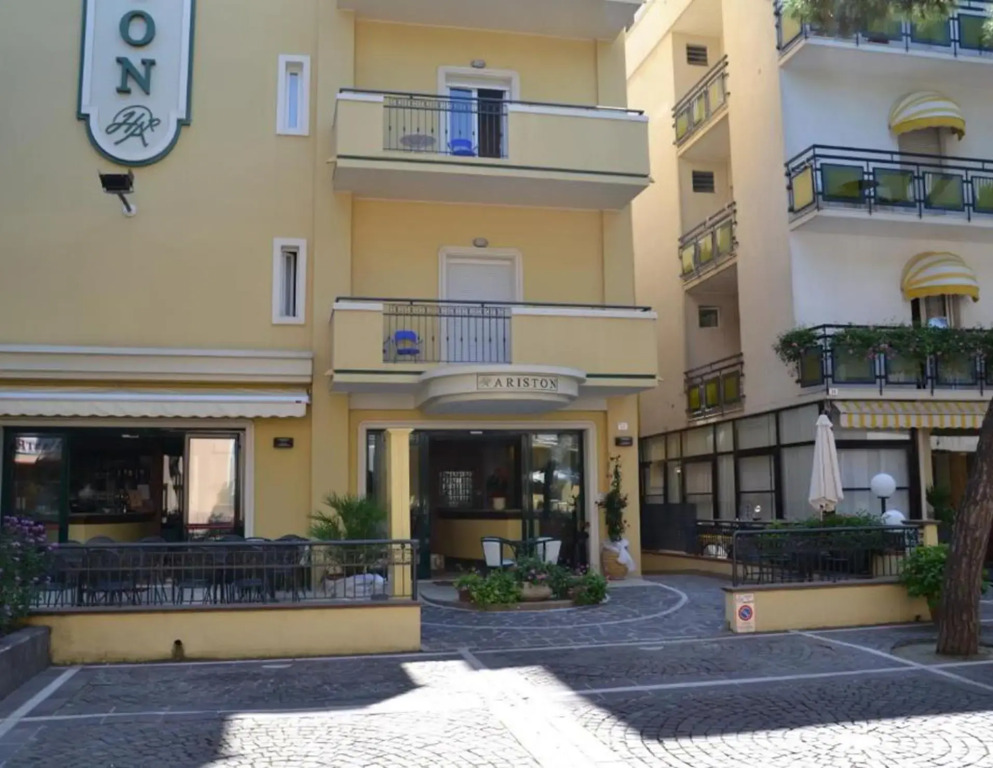 Hotel Ariston
