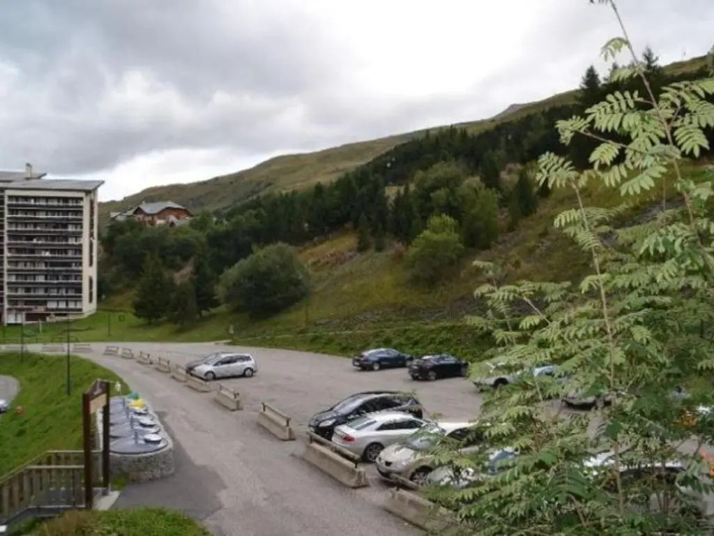 Appartement Les Menuires, 1 pièce, 2 personnes - FR-1-452-87