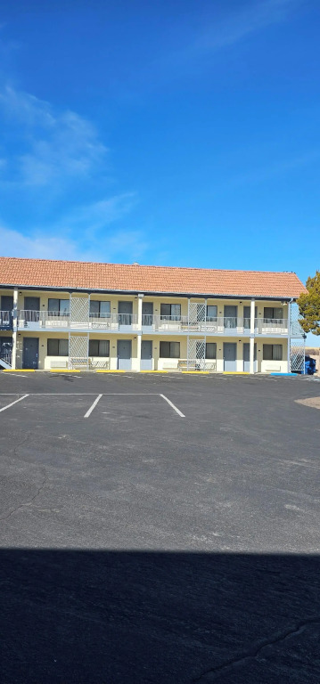 Travel Inn & Suite