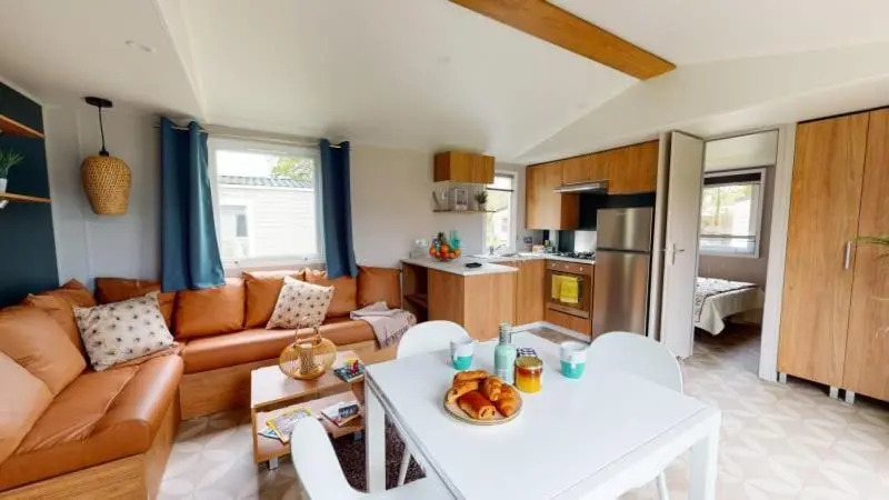 Les mobilhomes helvétiques 4 étoiles Mar Estang Canet en Roussillon