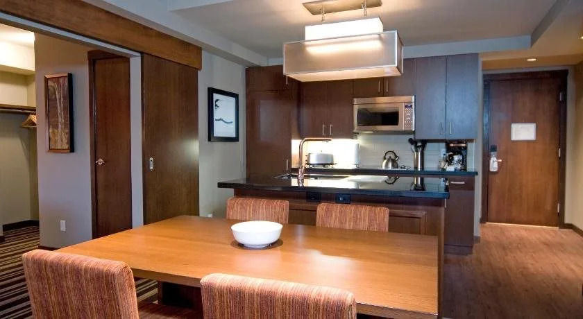Lodging Ovations