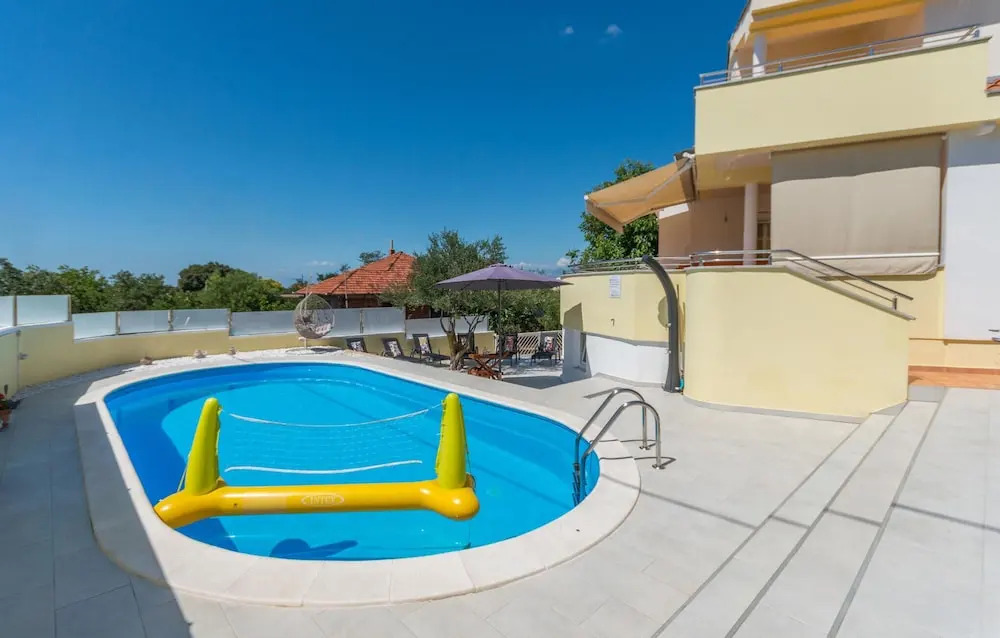 Beautiful Home in Zadar With Outdoor Swimming Pool, Wifi and 4 Bedrooms