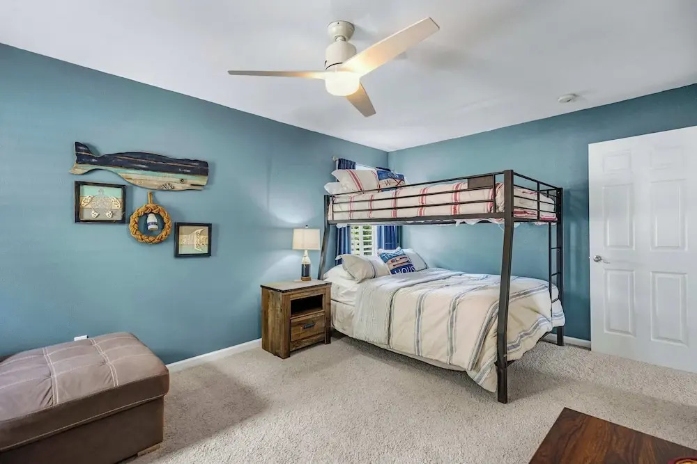 Shore Thing - Lakefront for 12