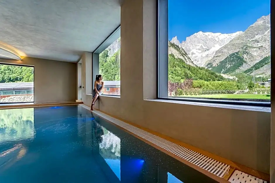 TH Courmayeur