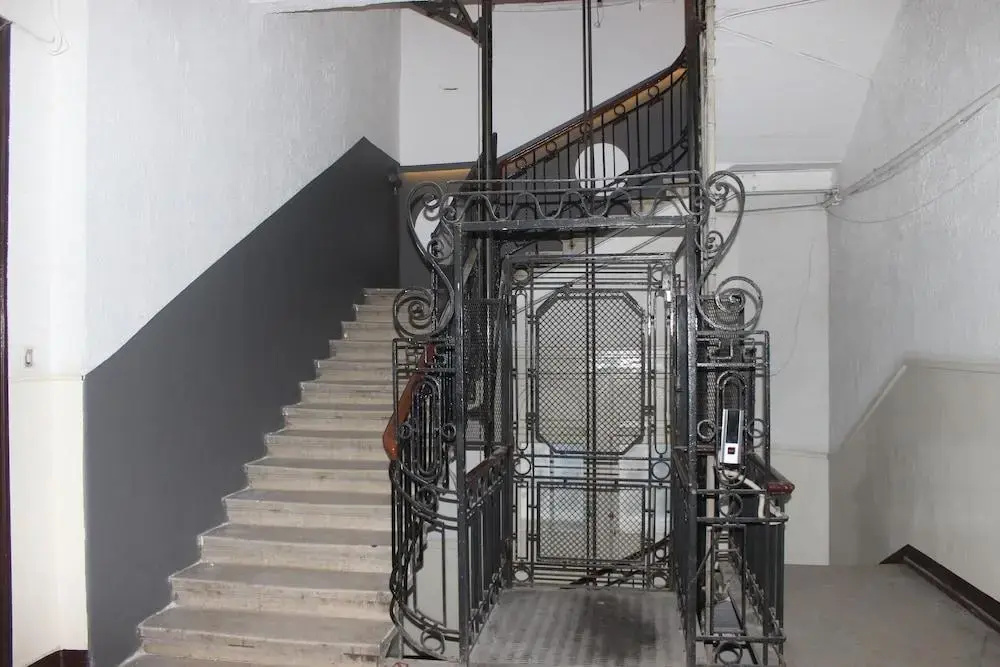 Family Palace Hotel