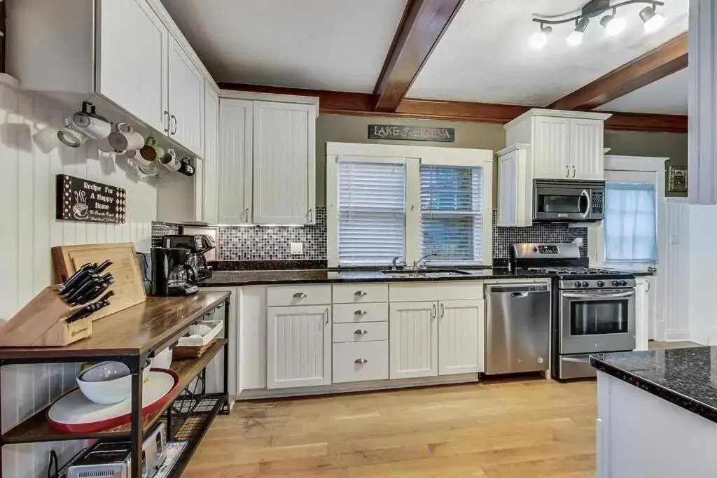 Bay's Place Vacation Rental