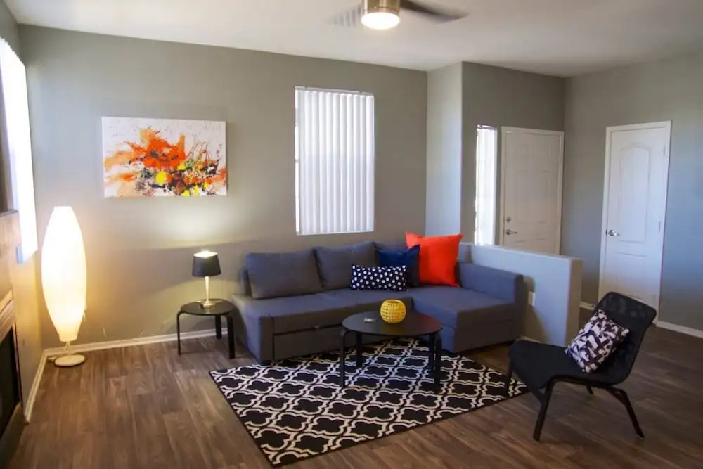 Safe, Quiet & Gorgeous Home 15 Minutes to Strip!