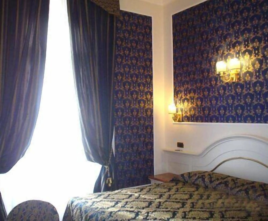 Hotel Dina