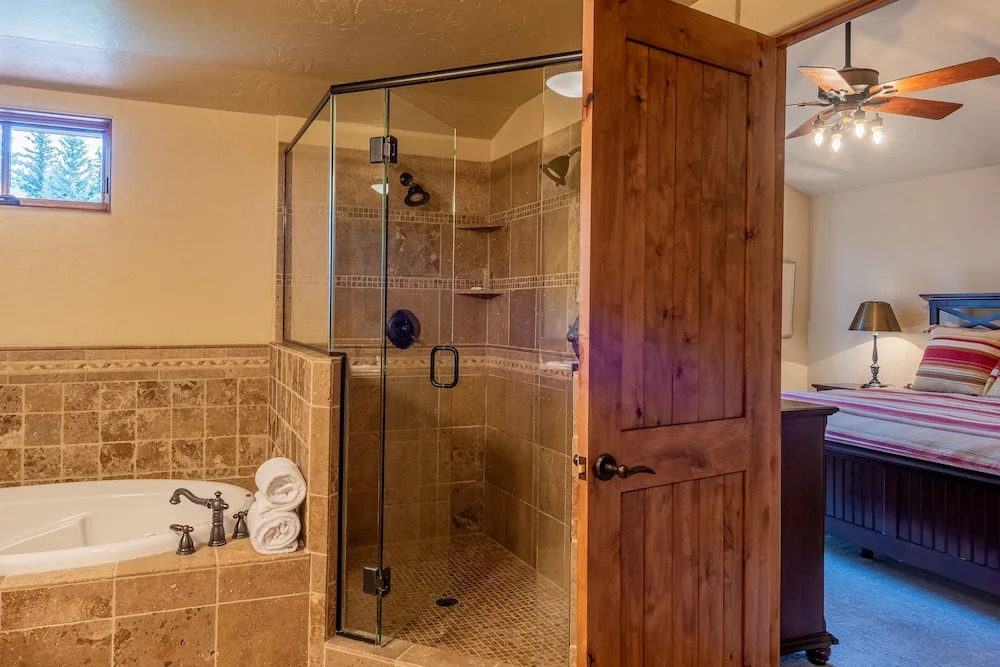 The Timbers 4o-3 Bedroom Condo
