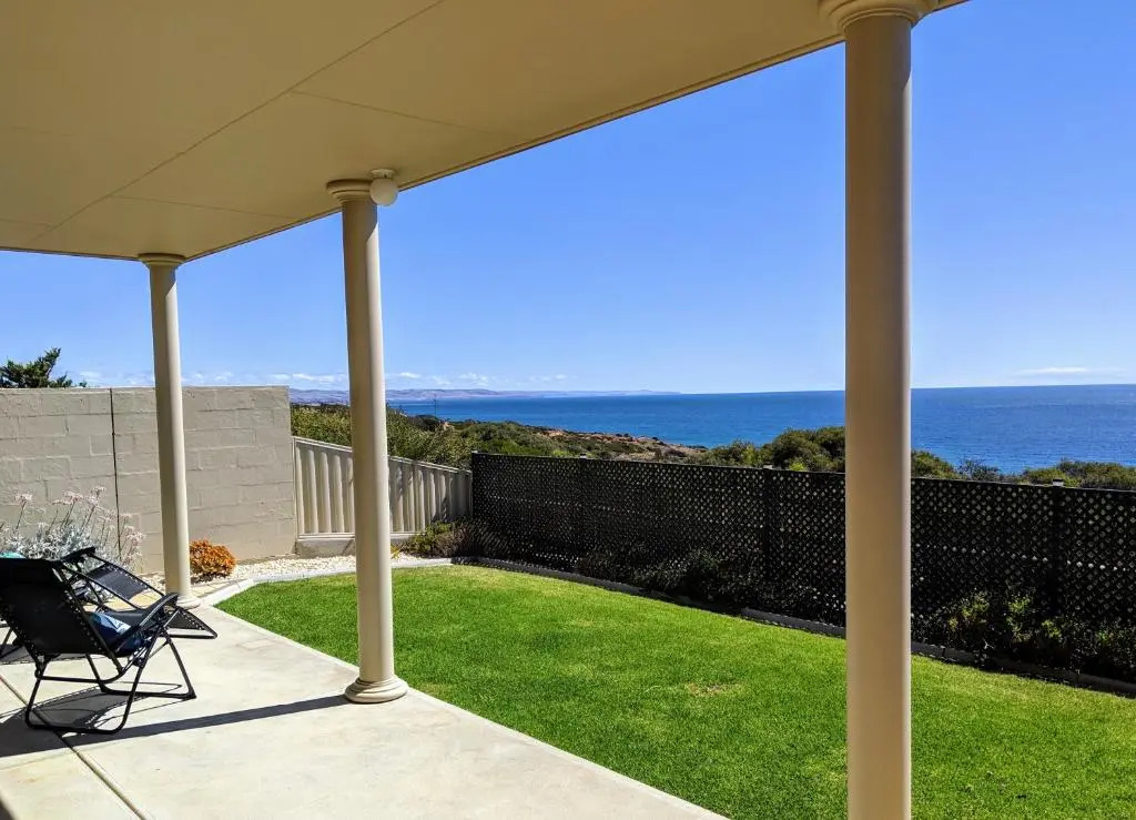 Ochre Point Beach House on Moana Seafront