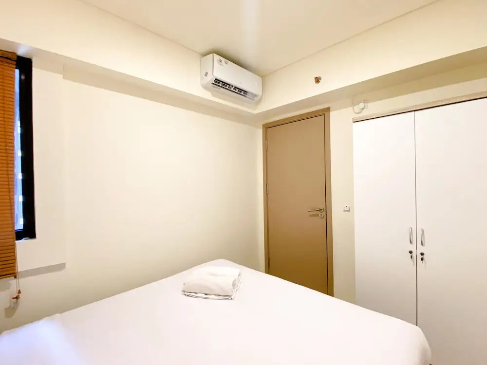 Homey And Modern 2Br At 6Th Floor Meikarta Apartment