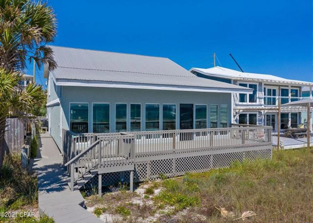 17811 Front Beach by Forehand Rentals