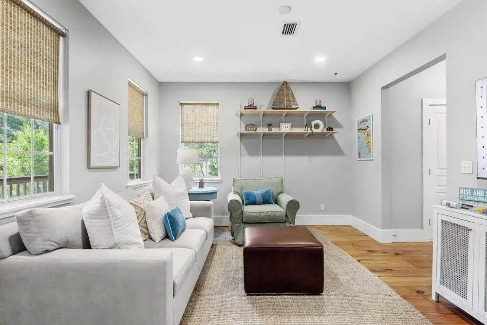 Bayou Bungalow by Avantstay Walk to Boat Ramp & Bay Private Yard