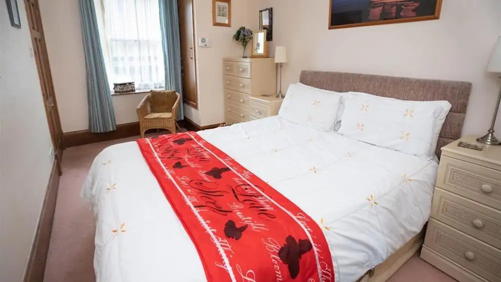Tredegar House Flat 4