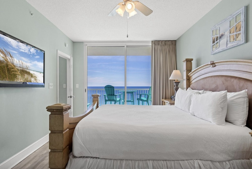 Majestic Beach Towers 2-1704