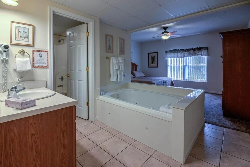 Whispering Pines 612