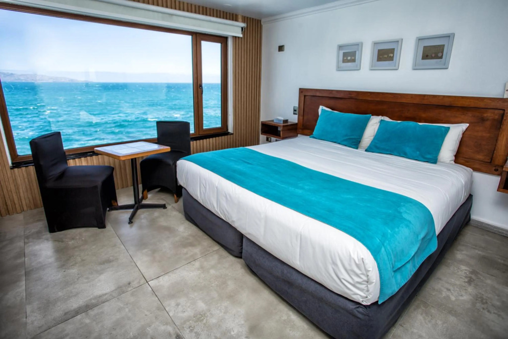 Hotel Oceanic