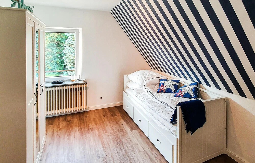 Awesome Home in Friedrichskoog With 3 Bedrooms and Wifi