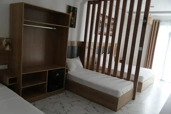 Infinity motel