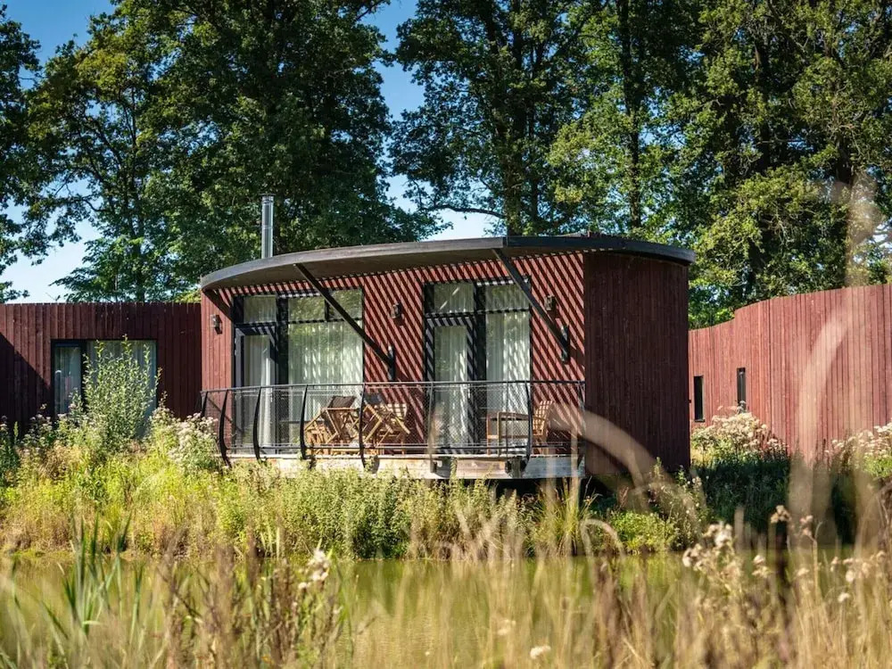 Stylish Retreat With Garden
