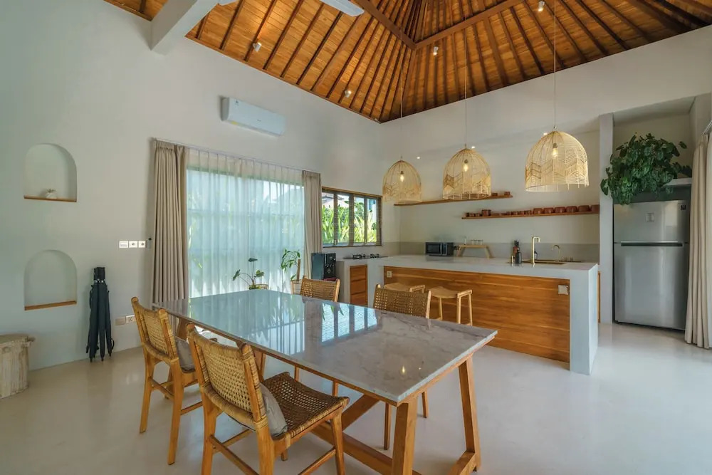 Villa Air - Brand New Stylish 2BR Villa in Pererenan