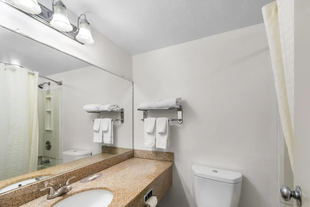 Travelodge by Wyndham Winchester