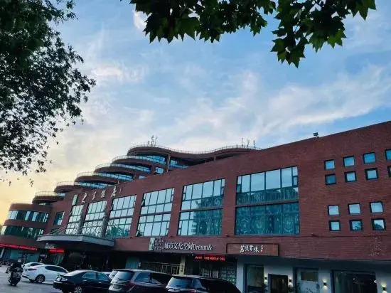 University Hotel