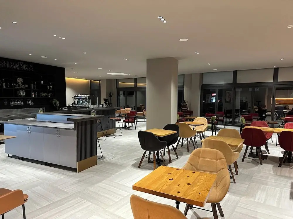 The Roots Boutique Hotel