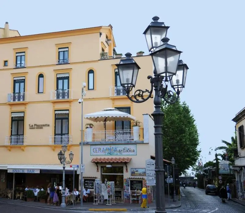 La Piazzetta Guest House